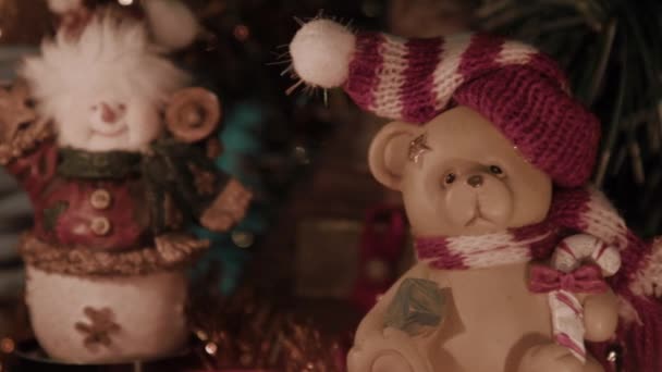Різдвяні прикраси, ведмеді кулі — стокове відео