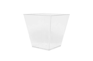 Tatlı ve tatlı olarak kullanılan şeffaf plastik bir kap. 