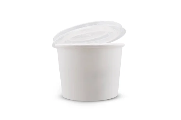 Beyaz renkli kağıt bardak beyaz arka planda izole edilmiş. Paketleme şablonu koleksiyon modeli