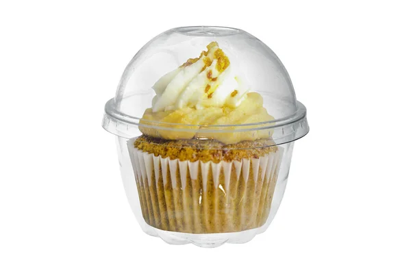 Tasse Kuchen Kunststoff Paket Mit Kuppelabdeckung Isoliert Auf Weißem Hintergrund — Stockfoto