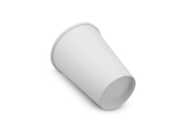 Sıcak içecekler için beyaz kağıt bardak.