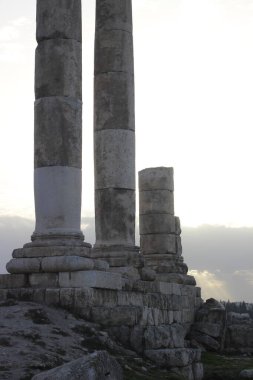 Jabal al-Qalaa Ürdün 'ün başkenti Amman' da bir arkeoloji alanıdır.