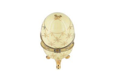 Mücevher Faberge Yumurtası beyaz arkaplanda izole edildi