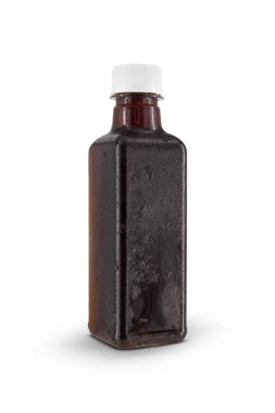 Buzlu kahve şişesi izole edilmiş beyaz arka plan.