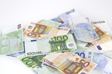 Euro banknot para yüz elli yirmi izole