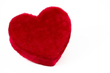 Beyaz arka plan üzerinde izole Sevgililer kalp yumuşak şeker kutusu