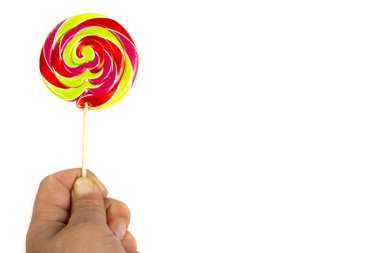 adam elini tutarak lolipop