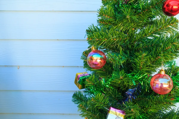 Noel baubles chrismas ağaç üzerinde