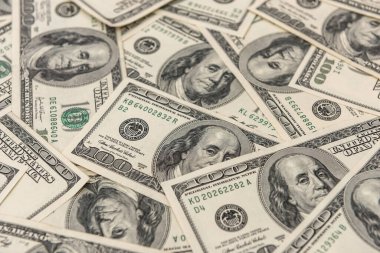 100 Amerikan doları banknot kusursuz doku ve tasarım için arka plan olarak. zenginlik tasarruf kavramı