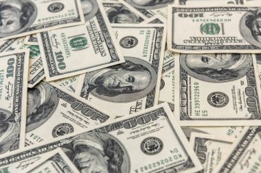 Tasarım için arka plan olarak eski dolar banknotu. Para birimi zenginlik finans kavramı