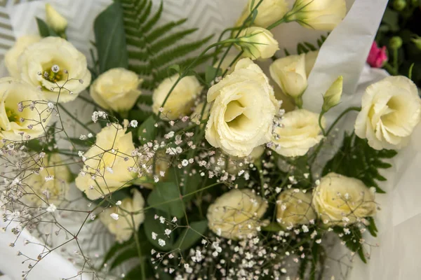 Nahaufnahme Strauß Bunter Blumen Rosen Für Postkartengeburtstage Hochzeiten Oder Valentinstag — Stockfoto