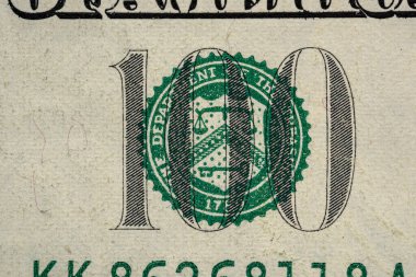 100 dolarlık banknotların kapanış konsepti