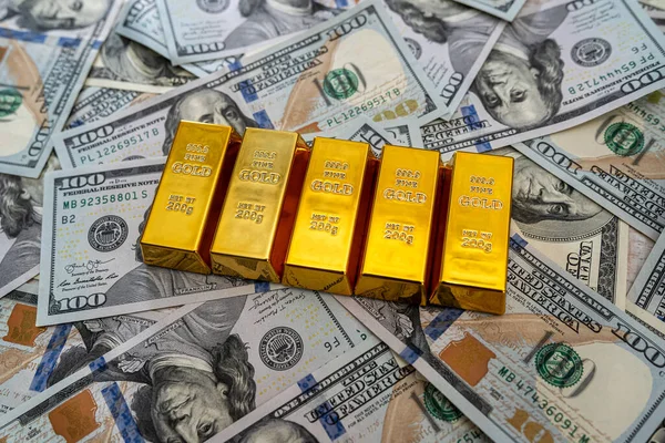 Laço Ouro Notas Dólar Como Fundo Conceito Financiamento Poupança — Fotografia de Stock