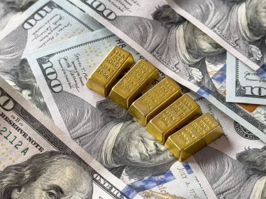 ABD doları, altın külçeli parayı ekonomi döviz konseptiyle destekliyor