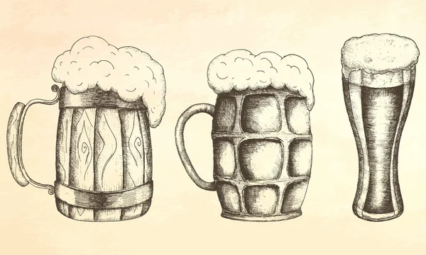 Taza de cerveza dibujada a mano . — Vector de stock