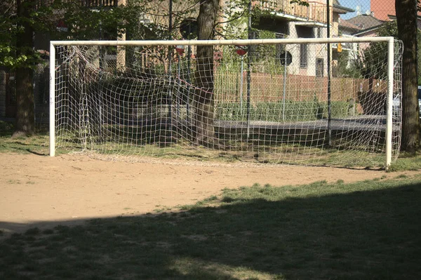 Calcio Goal Con Rete Parco — Foto Stock