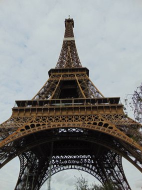 Paris 'teki Eyfel Kulesi