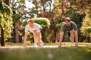 Çocuklar yarışmaya hazırlanıyor..