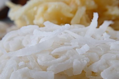 Cocada, hindistan cevizi şekeri. Geleneksel Brezilya hindistan cevizi tatlısı.