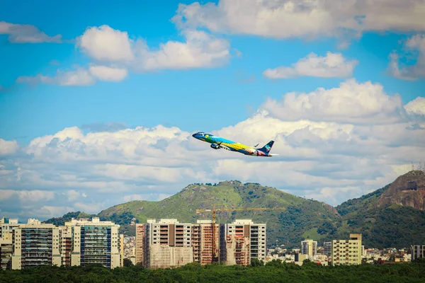 Vitoria Brésil Avril 2021 Vue Latérale Azul Airlines Embraer 190 — Photo