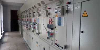 Elektrik santralinin geçiş noktası