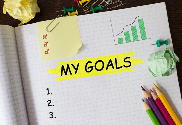 Cuaderno con herramientas y notas sobre mis metas, concepto —  Fotos de Stock