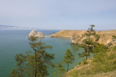Cape Burhan Baykal Gölü üzerinde