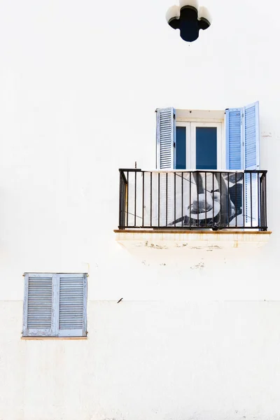 Klein Blauw Balkon Het Witte Huis Oude Stad Ibiza Spaanse — Stockfoto