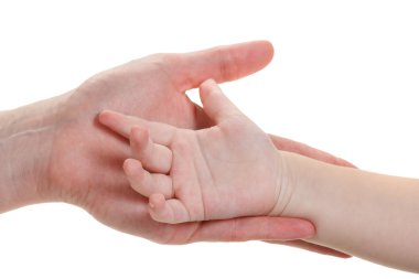 Anne ve bebek eller üzerinde beyaz izole