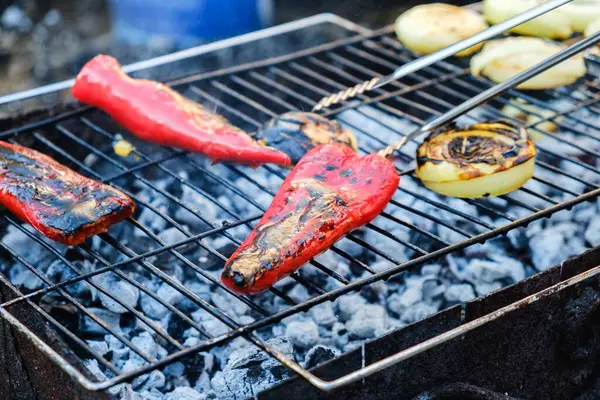 Grigliata Verdure Marinata Barbecue Cibo Grigliato Sano Arrosto Fuoco — Foto Stock