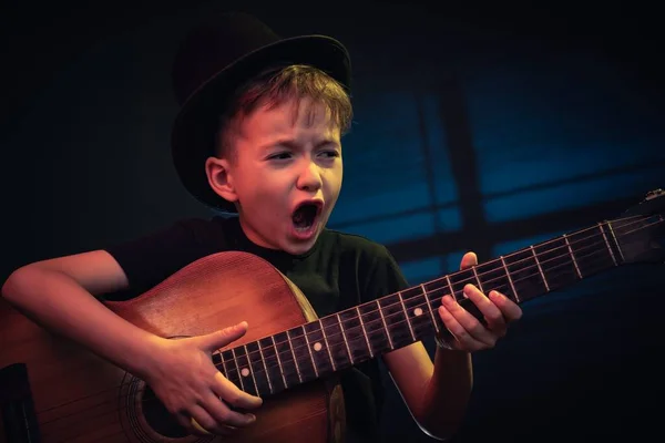 Musicien Chanson Guitare Enfant Instrument Musique Garçon Jeunes — Photo