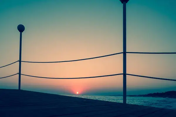 Orangefarbener Sonnenuntergang Und Sommer Küstenreise — Stockfoto