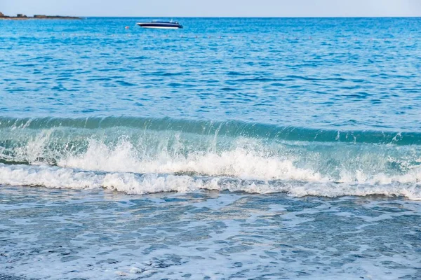 Océano Ola Con Spray Mar Verano Agua Surf —  Fotos de Stock