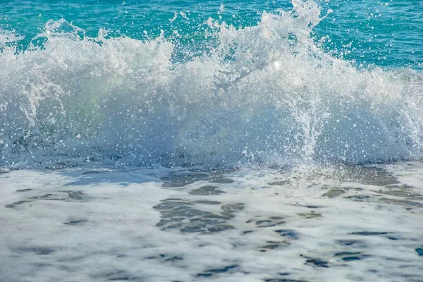 Onda Oceânica Com Spray Verão Marinho Potência — Fotografia de Stock