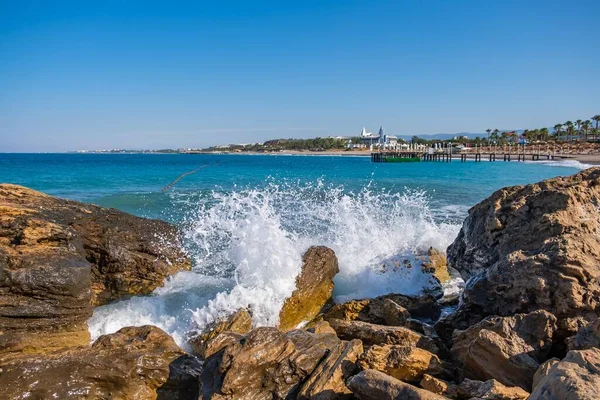 Morze Lub Ocean Plaża Falą Spray Wybrzeże Mocy — Zdjęcie stockowe