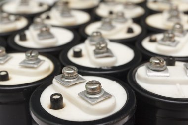 Elektrolitik kondansatör