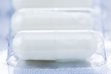 Makro çekimler beyaz kapsül