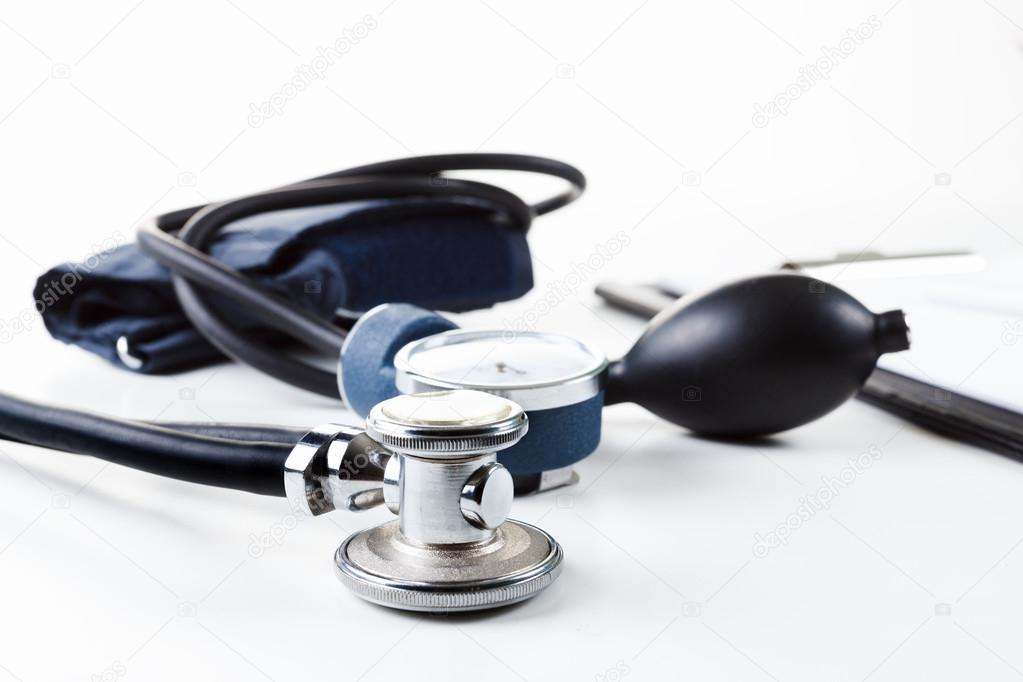 Medical tools - stetoscope and tonometer