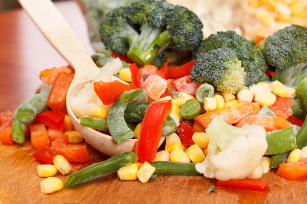 Grono mieszane warzywa mrożone — Zdjęcie stockowe