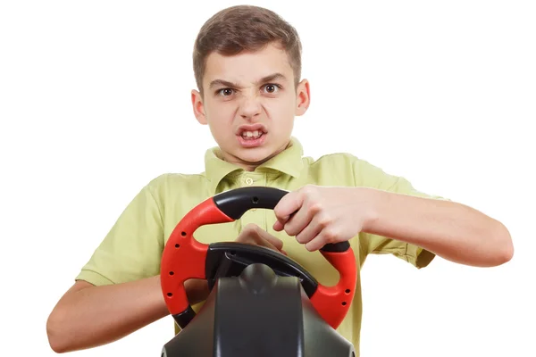 Angry Boy joue une console de jeu de conduite, isolé sur blanc — Photo