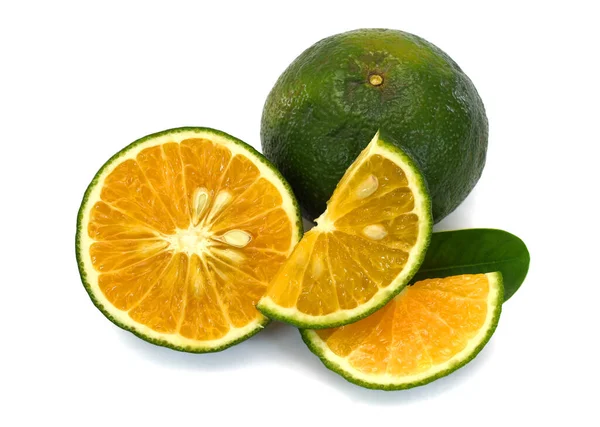 Scheibe Orangefarbene Früchte Isoliert Auf Weißem Hintergrund — Stockfoto