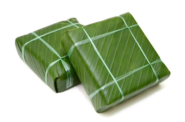 Kare şeklinde yapışık pirinç keki, Vietnam 'da yeni yıl yemeği.