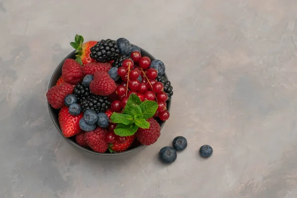 Ripe Sweet Different Berries Bowl Close Top View High Resolution — Stock Photo, Image