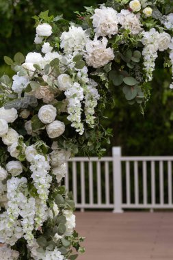 Düğün töreni. Düğün çiçeği aranjmanının bir parçası.