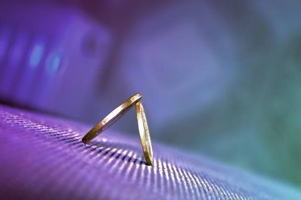 Bir peninin fotoğrafı, Ukrayna parası.    