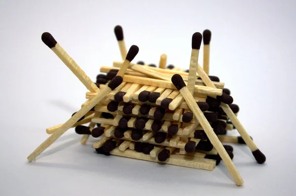 Sağ hizalanmış oyuncak çerçeve arkaplanıyla eşleşiyor