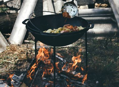 Barbekü Izgara yangın