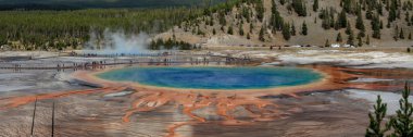 Büyük Prismatic bahar bir panorama görünümünü
