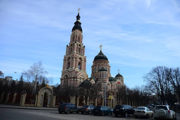 Kharkiv Ukraine Marca 2019 Katedra Zwiastowania Jest Jednym Najwyższych Cerkwi — Zdjęcie stockowe