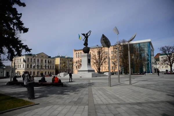 Kharkiv Ukraine März 2019 Das Unabhängigkeitsdenkmal Mit Dem Namen Fliegende — Stockfoto